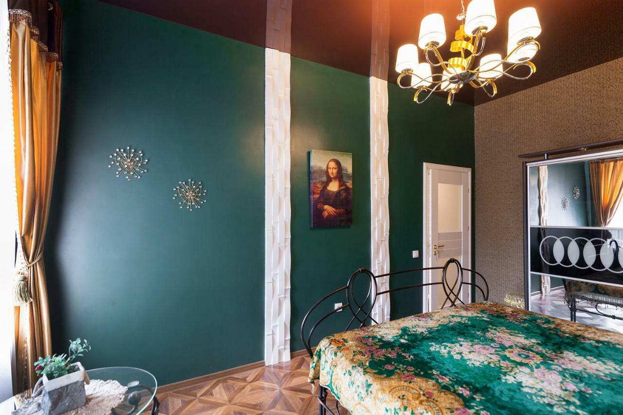 Delux Leopolli Apartments Near Shopping Mall Forum Lviv Dış mekan fotoğraf