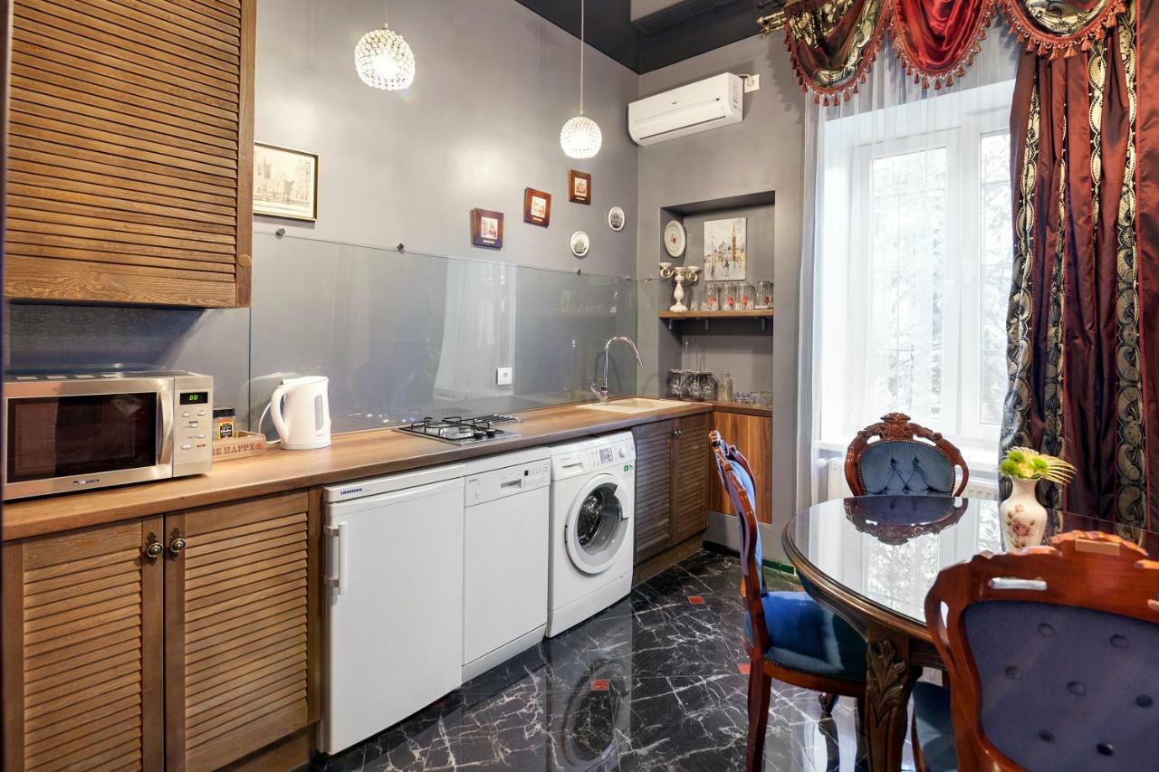 Delux Leopolli Apartments Near Shopping Mall Forum Lviv Dış mekan fotoğraf